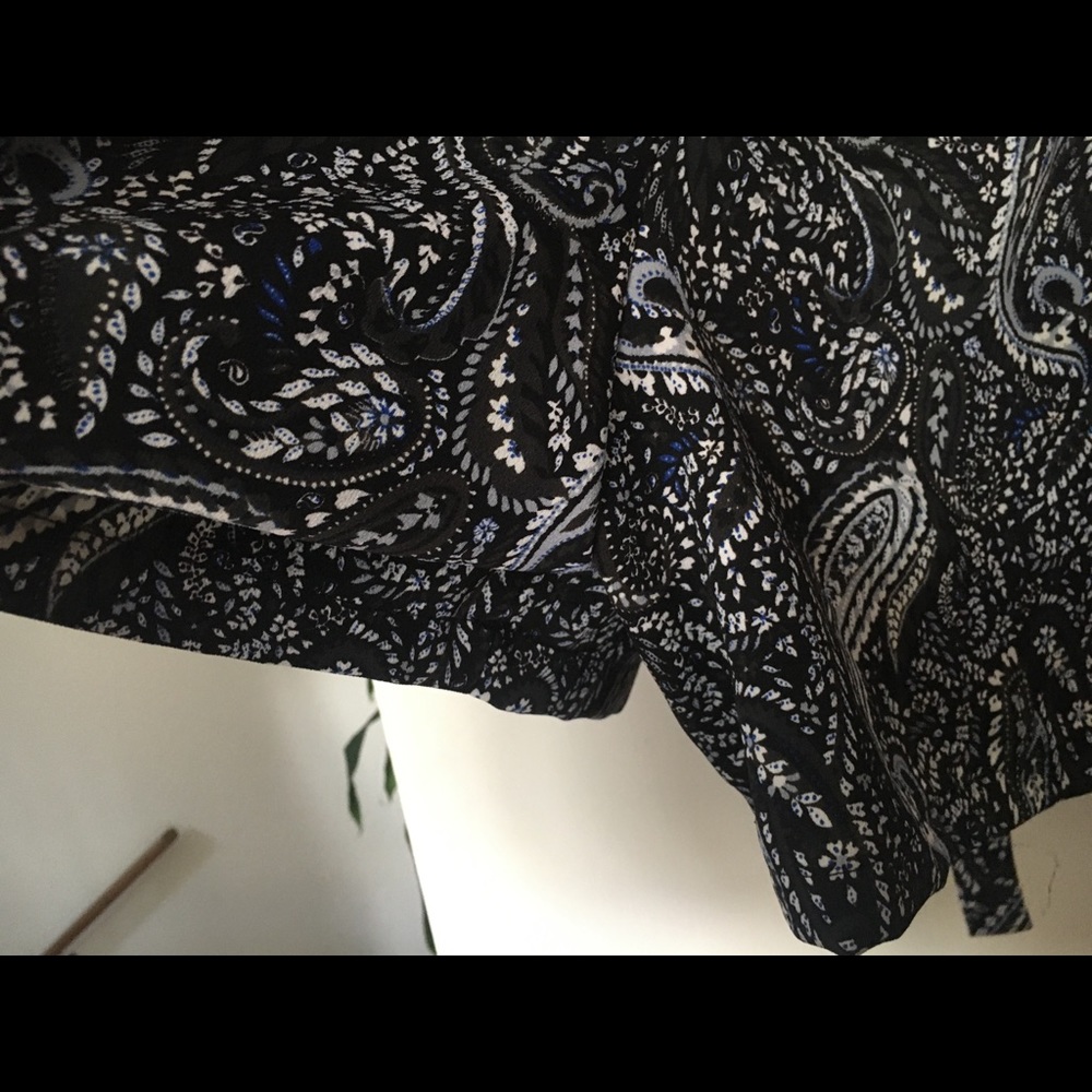 NWT Lightweight Paisley Shorts - Picture 4 of 5